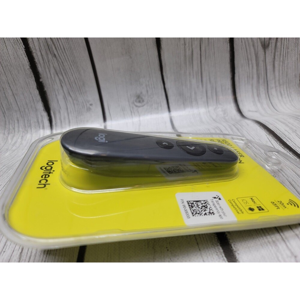 Logitech R500 Wireless Presenter Laser Presentation Remote Graphite 65ft New - Picture 6 of 7